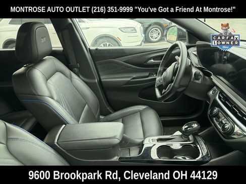 Used 2024 Buick Envista Sport Touring w/ Convenience I Package image 2