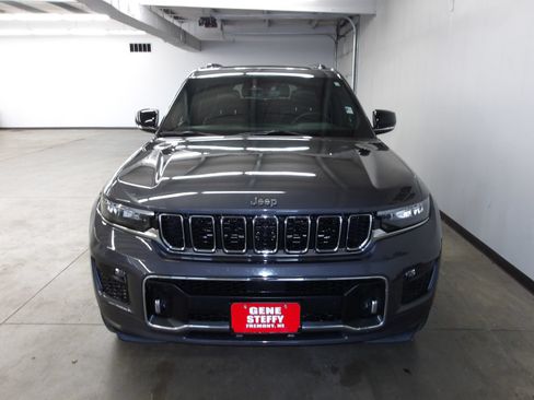 Used 2023 Jeep Grand Cherokee L Overland AWD/4WD image 4