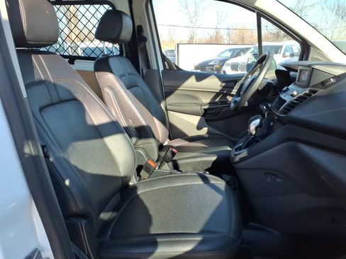Used 2022 Ford Transit Connect XL image 13