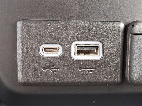 Used 2020 GMC Sierra 2500 Denali w/ Denali Ultimate Package image 25