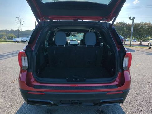 Used 2025 Ford Explorer ST-Line AWD/4WD image 32