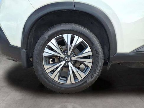 Certified 2021 Nissan Rogue SV FWD image 21