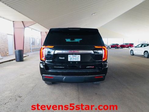 Used 2024 GMC Yukon AT4 image 4