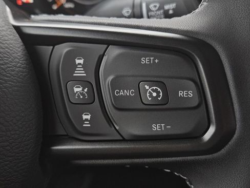 New 2025 Jeep Gladiator Sport image 13