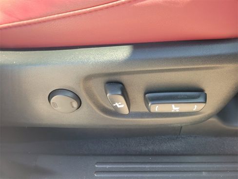 Used 2023 Lexus GX 460 Premium image 18