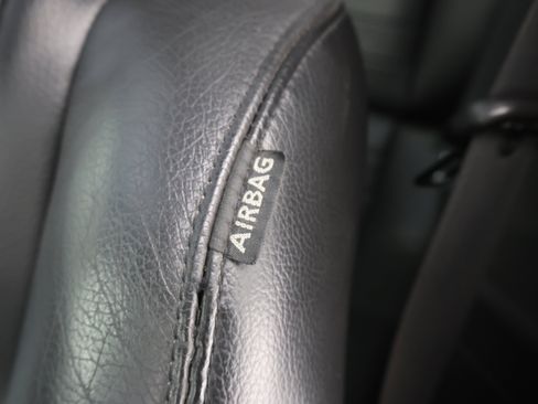 Used 2007 Ford Mustang GT RWD image 39