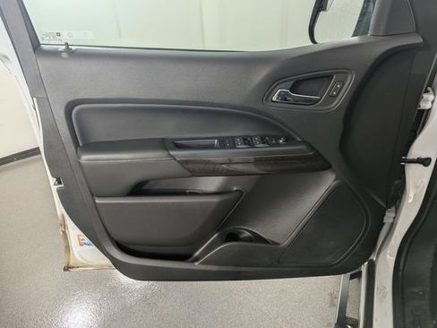 Used 2022 GMC Canyon Elevation RWD image 9
