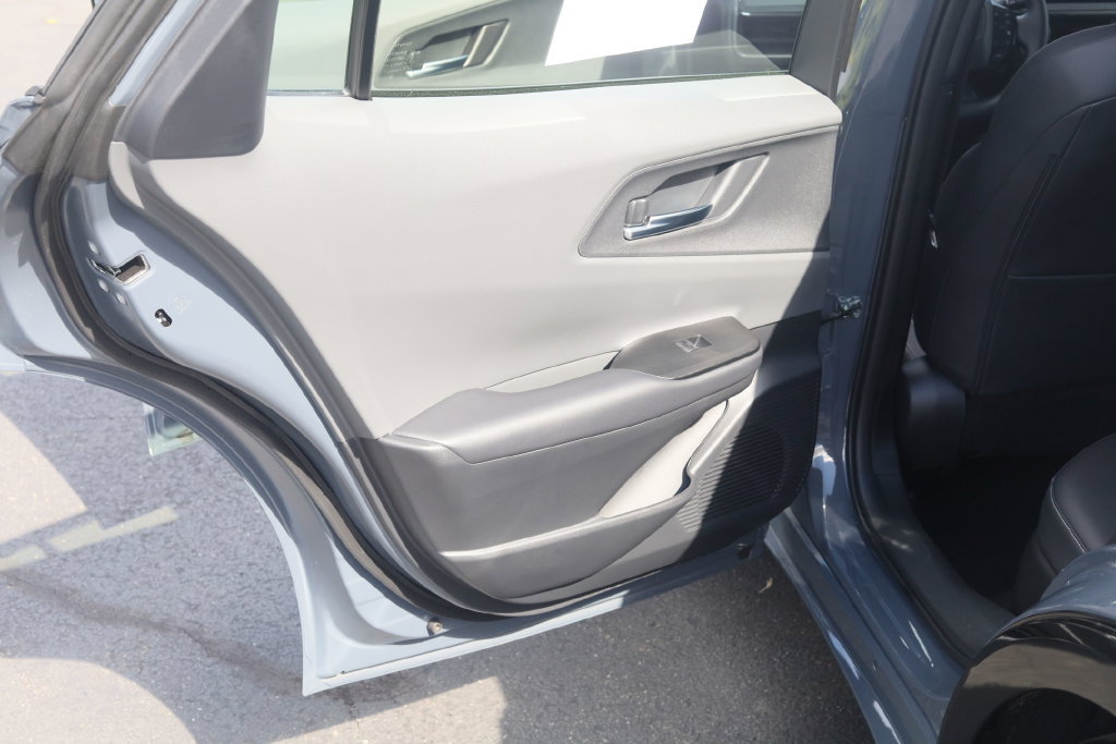 Used 2026 Toyota Prius XLE FWD image 17