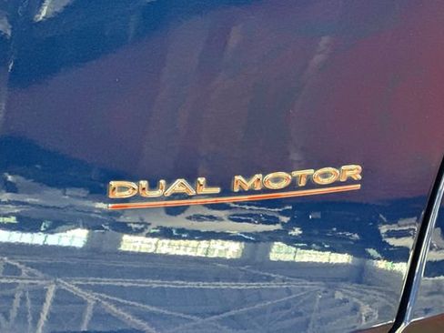 Used 2022 Tesla Model Y Performance image 34