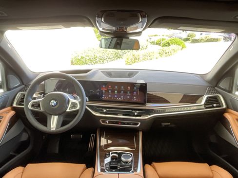 New 2026 BMW X5 xDrive40i w/ M Sport Package image 12