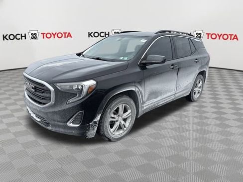 Used 2019 GMC Terrain SLE w/ Driver Convenience Package image 3