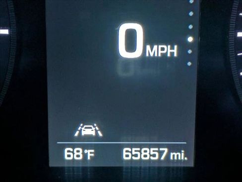 Used 2016 Hyundai Sonata Limited w/ Option Group 02 FWD image 12