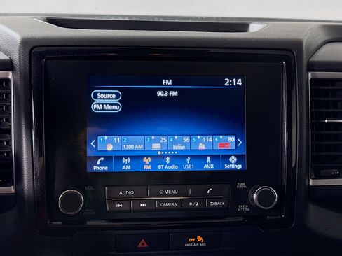 Used 2023 Nissan Frontier SV w/ Technology Package AWD/4WD image 14