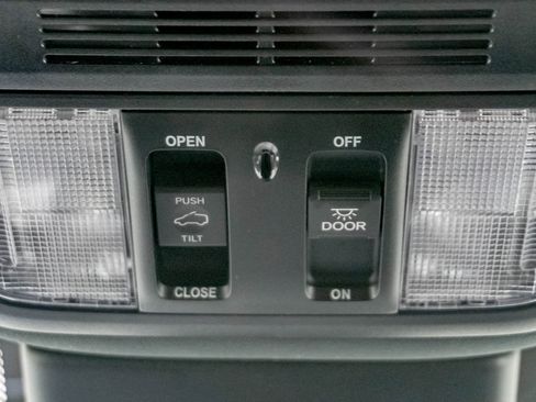 New 2025 Honda Odyssey Sport-L image 27