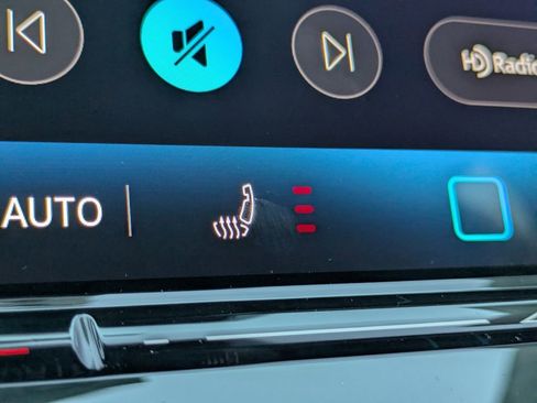 New 2026 Volkswagen Tiguan SE image 23