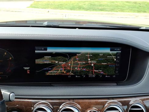 Used 2019 Mercedes-Benz S 560 4MATIC Sedan image 15