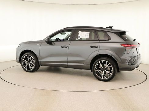 New 2026 Audi Q3 quattro 2.0T image 3