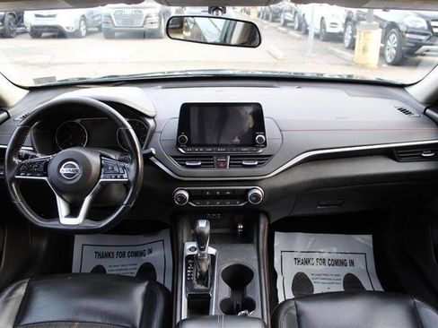 Used 2019 Nissan Altima 2.5 SR image 12