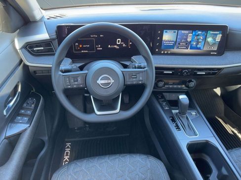 New 2026 Nissan Kicks SV image 23