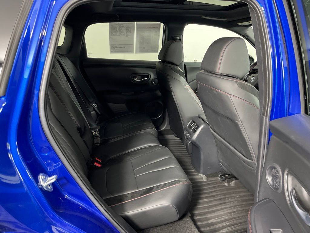 Certified 2025 Acura ADX A-Spec w/ Advance Package FWD image 8
