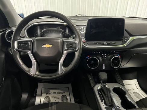 Used 2023 Chevrolet Blazer LT image 4