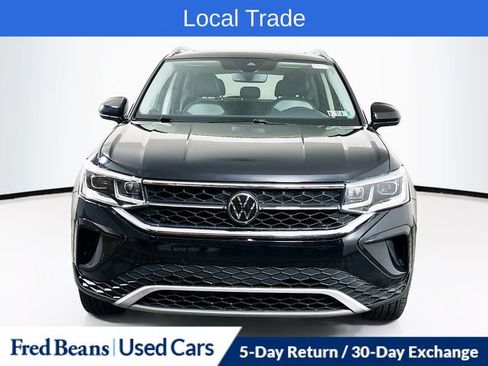 Used 2023 Volkswagen Taos SEL image 2