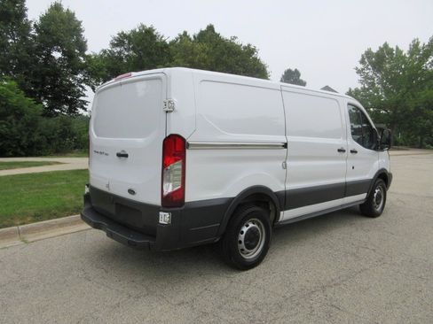 Used 2018 Ford Transit 250 130 Low Roof RWD image 14