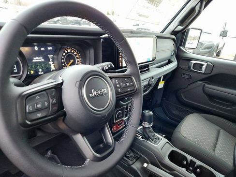 New 2026 Jeep Gladiator Mojave image 12