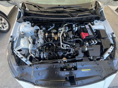 Used 2025 Nissan Altima 2.5 SV FWD image 33