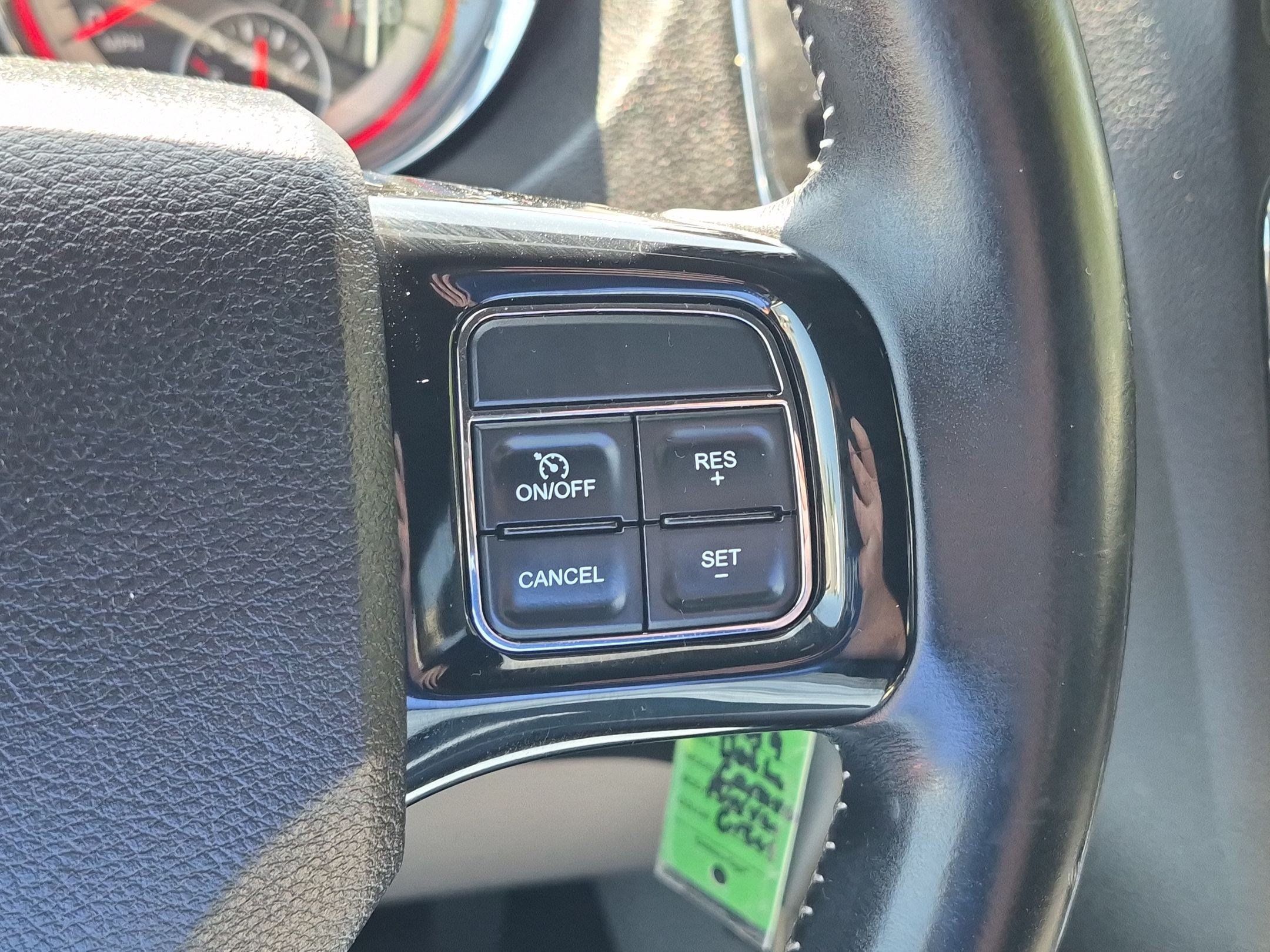 Used 2019 Dodge Grand Caravan SXT FWD image 19