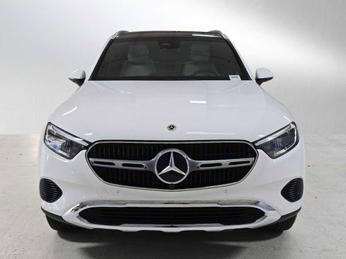 Certified 2025 Mercedes-Benz GLC 300 GLC 300 image 9