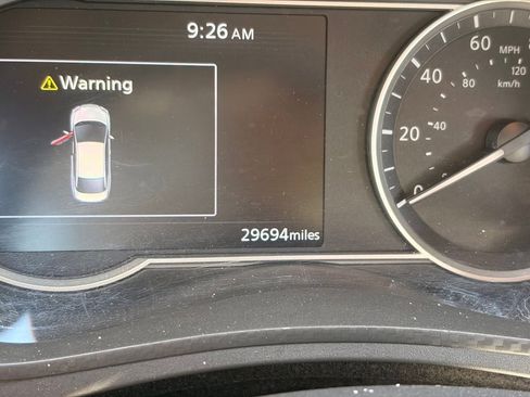 Certified 2025 Nissan Versa SV FWD image 31
