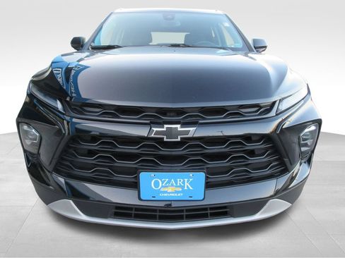 Used 2024 Chevrolet Blazer LT w/ Convenience Package FWD image 8