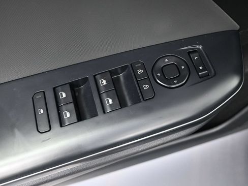 Certified 2025 Kia K4 FWD image 11