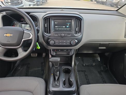 Used 2018 Chevrolet Colorado W/T w/ WT Convenience Package image 16
