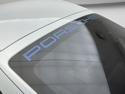 Used 2025 Porsche 718 Cayman GT4 RS w/ Weissach Package RWD image 7