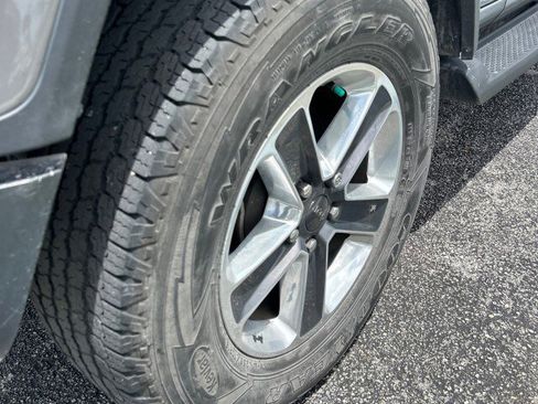 Certified 2020 Jeep Wrangler Unlimited Sahara AWD/4WD image 10