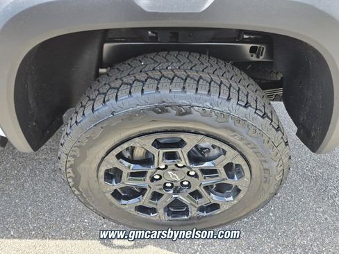 New 2026 Chevrolet Colorado Trail Boss AWD/4WD image 9