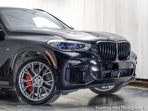 Used 2021 BMW X5 M50i AWD/4WD image 2