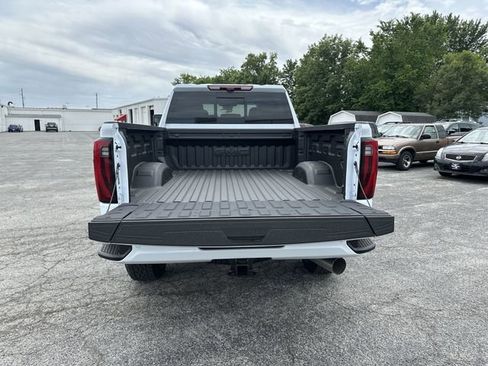 New 2026 GMC Sierra 3500 Denali Ultimate w/ LPO, Black Badging Package AWD/4WD image 23
