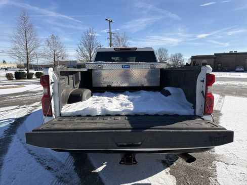 Used 2024 Chevrolet Silverado 2500 W/T image 27