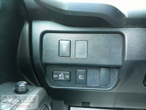 Used 2021 Toyota Tacoma SR5 image 20