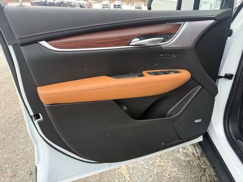 New 2026 Cadillac XT5 Premium Luxury w/ Driver Assist Package image 13