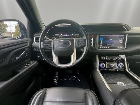 Used 2021 GMC Yukon Denali AWD/4WD image 8