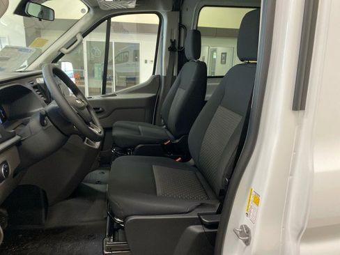 New 2026 Ford Transit 250 148 Medium Roof Extended AWD w/ Exterior Upgrade Package image 15