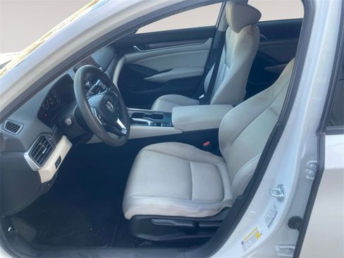 Used 2021 Honda Accord LX image 9