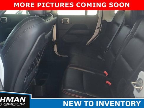 Used 2018 Jeep Wrangler Unlimited Rubicon AWD/4WD image 4