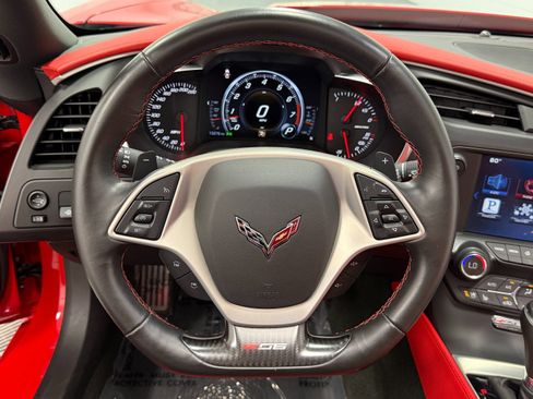 Used 2015 Chevrolet Corvette Z06 w/ 2LZ Preferred Equipment Group RWD image 19