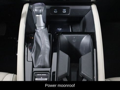 Used 2023 Honda Accord Touring image 13