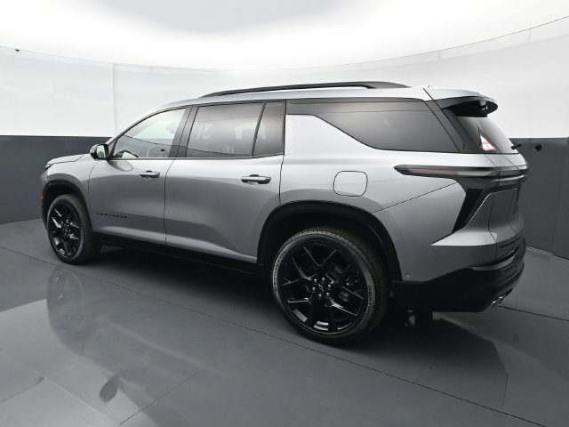 Used 2025 Chevrolet Traverse RS AWD/4WD image 4
